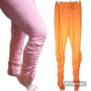 Barbie pink leggings with gathered legs and split hem